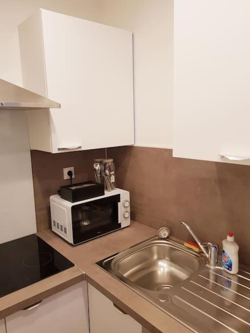 דירות לורדה Le Jeanne 4/6 Couchages, Wifi, Sanctuaire מראה חיצוני תמונה